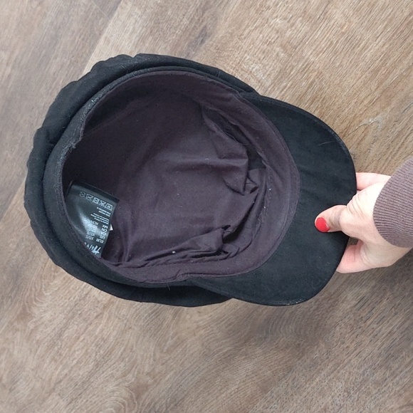 Hat - Picture 2 of 2